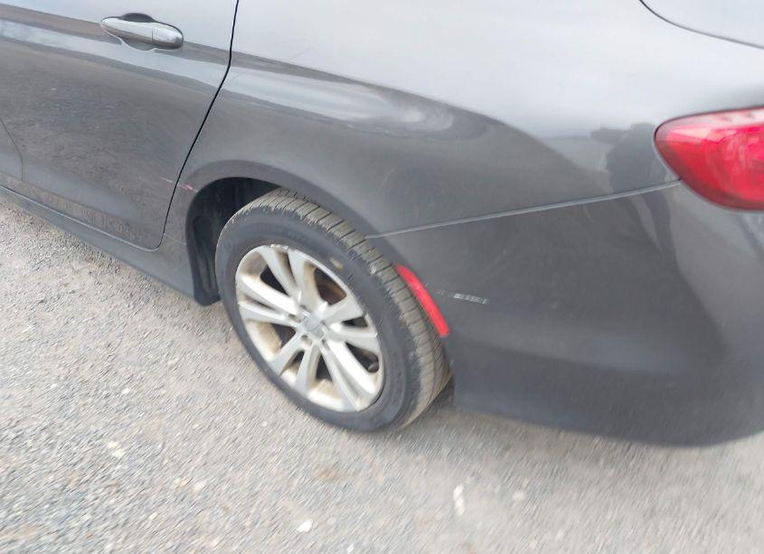 Photo 13 of 2015 Chrysler 200 LIMITED (VIN 1C3CCCAB7FN753207)