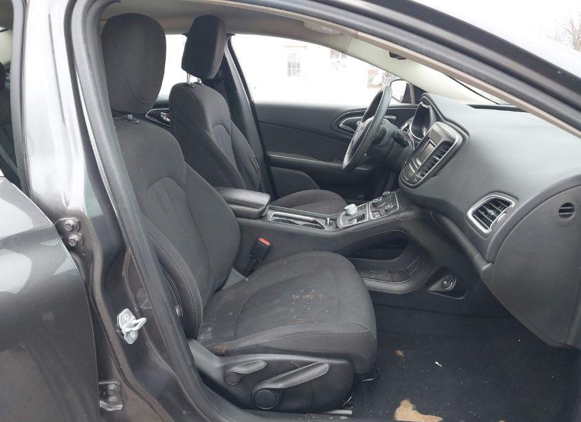 Photo 5 of 2015 Chrysler 200 LIMITED (VIN 1C3CCCAB7FN753207)