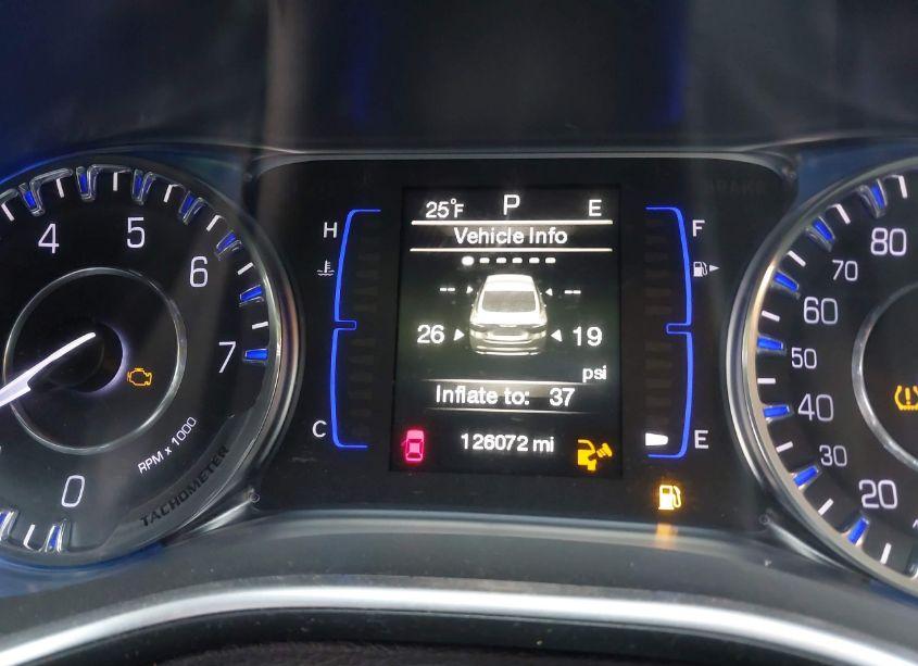 Photo 7 of 2015 Chrysler 200 LIMITED (VIN 1C3CCCAB7FN753207)