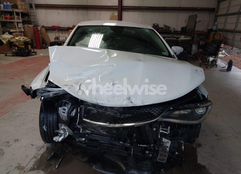 Photo 13 of 2016 Chrysler 200 LIMITED (VIN 1C3CCCAB7GN104508)