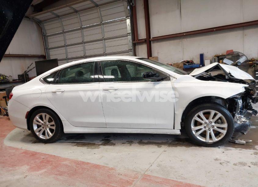 Photo 14 of 2016 Chrysler 200 LIMITED (VIN 1C3CCCAB7GN104508)
