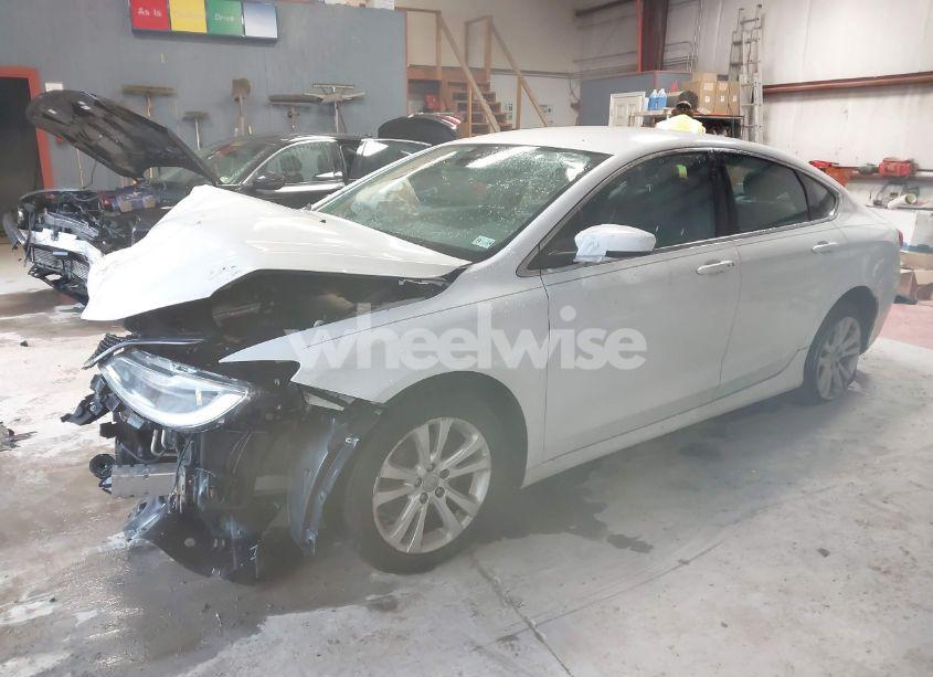 Photo 2 of 2016 Chrysler 200 LIMITED (VIN 1C3CCCAB7GN104508)