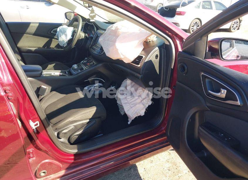 Photo 5 of 2016 Chrysler 200 LIMITED (VIN 1C3CCCAB7GN120935)