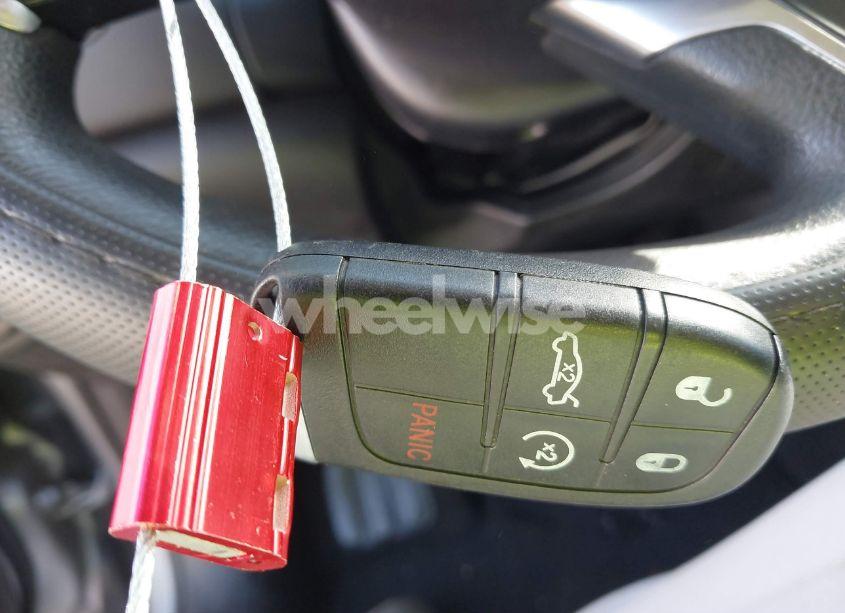 Photo 11 of 2016 Chrysler 200 LIMITED (VIN 1C3CCCAB7GN122054)