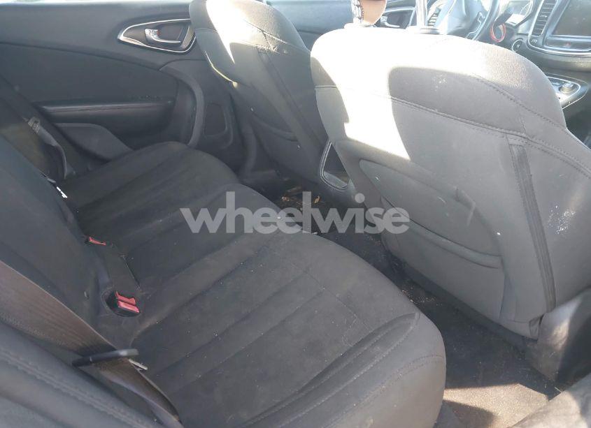 Photo 8 of 2016 Chrysler 200 LIMITED (VIN 1C3CCCAB7GN144054)