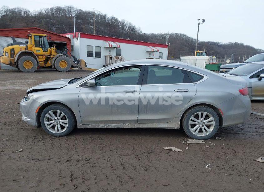 Photo 14 of 2016 Chrysler 200 LIMITED (VIN 1C3CCCAB7GN145883)