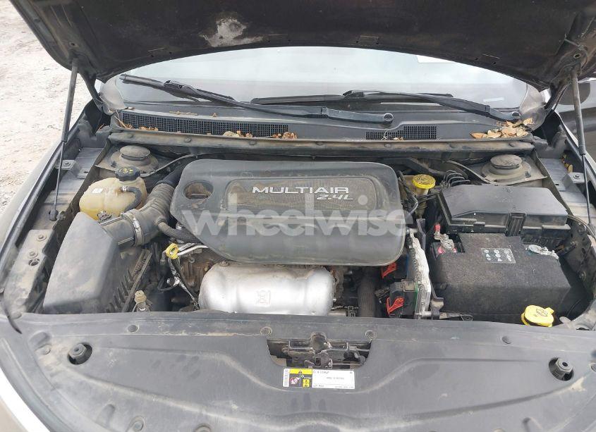 Photo 10 of 2016 Chrysler 200 LIMITED (VIN 1C3CCCAB7GN157631)