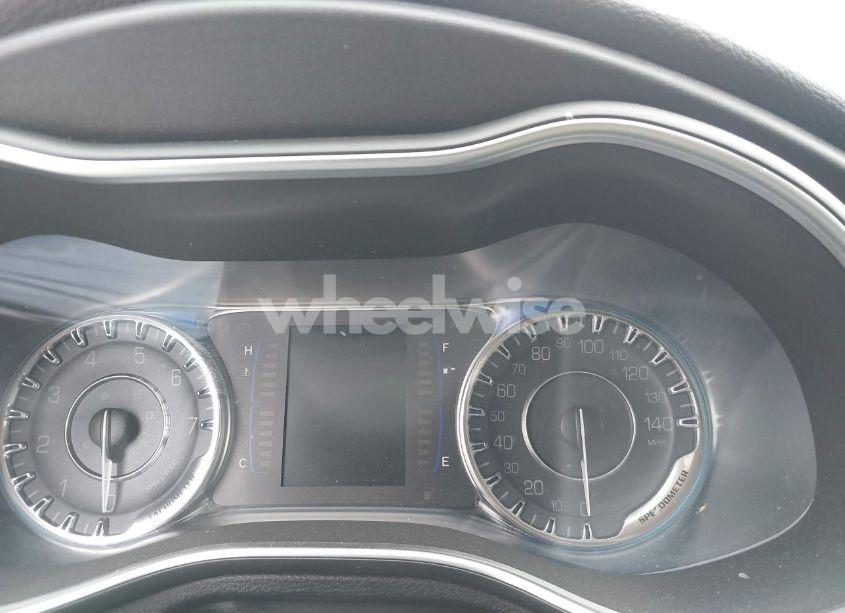 Photo 15 of 2016 Chrysler 200 LIMITED (VIN 1C3CCCAB7GN157631)