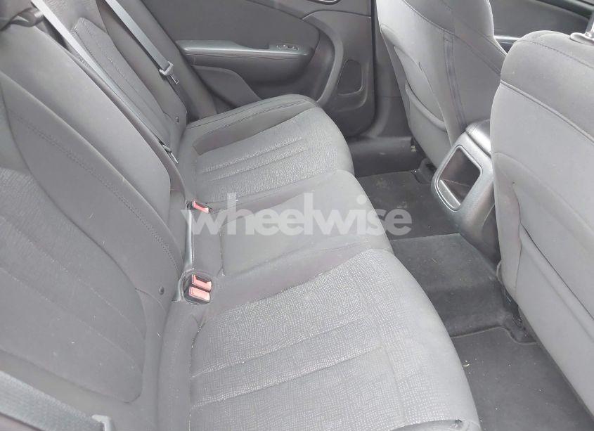 Photo 8 of 2016 Chrysler 200 LIMITED (VIN 1C3CCCAB7GN157631)
