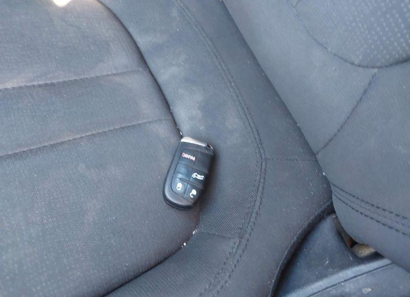 Photo 11 of 2016 Chrysler 200 LIMITED (VIN 1C3CCCAB7GN160495)