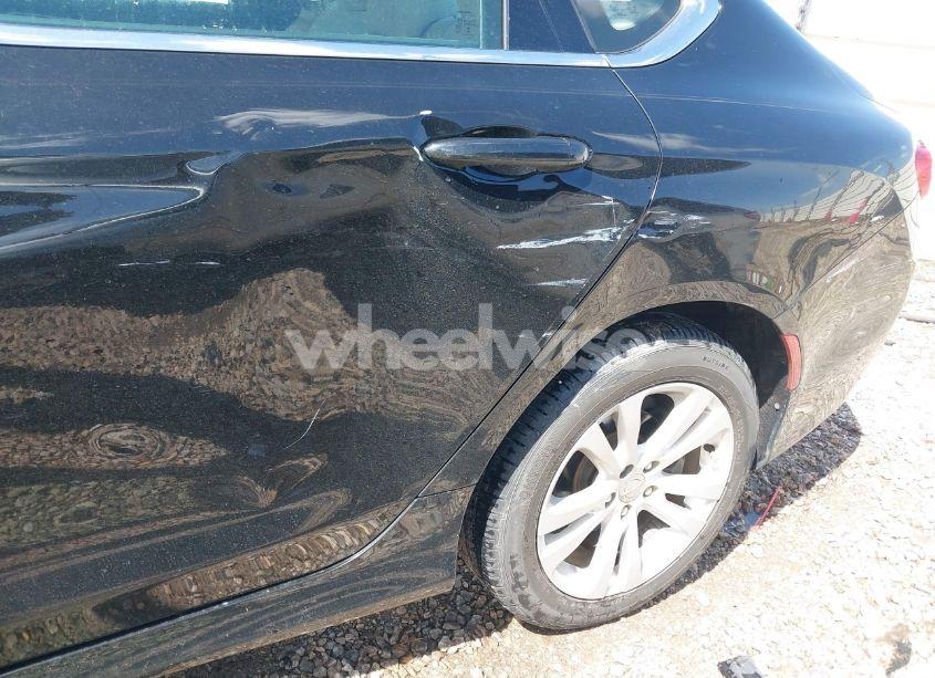 Photo 6 of 2016 Chrysler 200 LIMITED (VIN 1C3CCCAB7GN176003)
