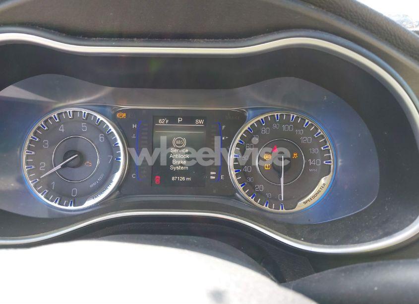 Photo 7 of 2016 Chrysler 200 LIMITED (VIN 1C3CCCAB7GN176003)