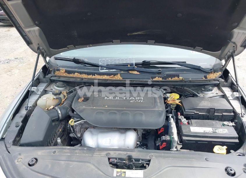 Photo 10 of 2015 Chrysler 200 LIMITED (VIN 1C3CCCAB8FN534790)