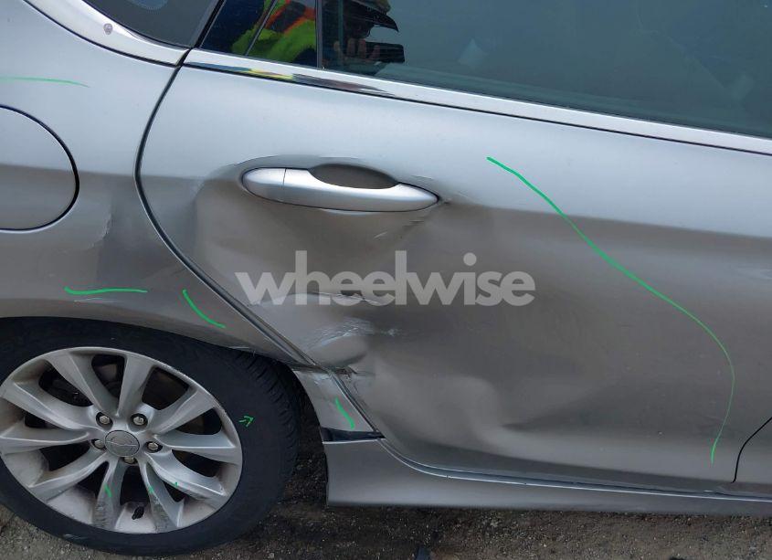 Photo 15 of 2015 Chrysler 200 LIMITED (VIN 1C3CCCAB8FN534790)