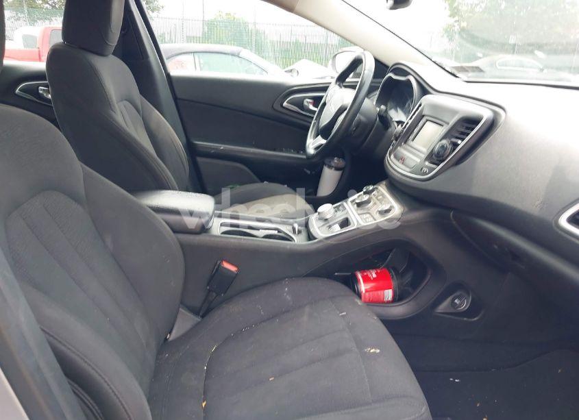 Photo 5 of 2015 Chrysler 200 LIMITED (VIN 1C3CCCAB8FN534790)