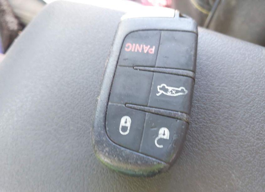 Photo 11 of 2015 Chrysler 200 LIMITED (VIN 1C3CCCAB8FN536877)