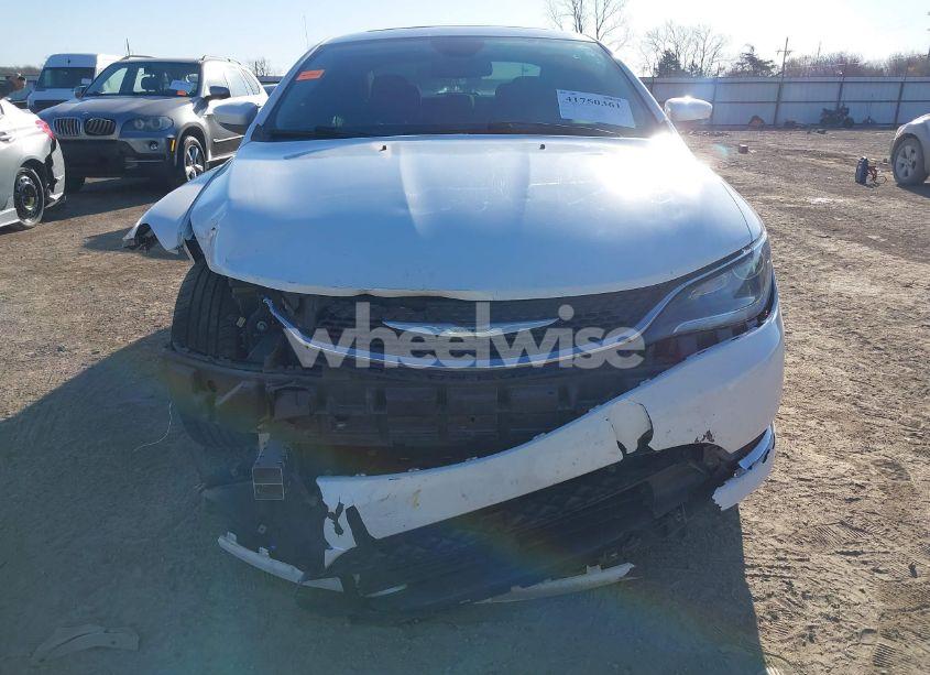 Photo 12 of 2015 Chrysler 200 LIMITED (VIN 1C3CCCAB8FN538189)