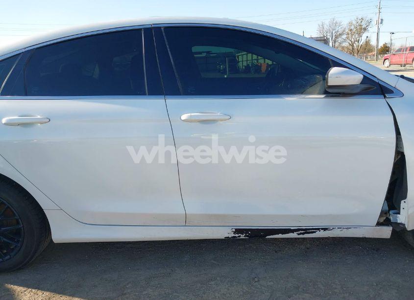 Photo 13 of 2015 Chrysler 200 LIMITED (VIN 1C3CCCAB8FN538189)