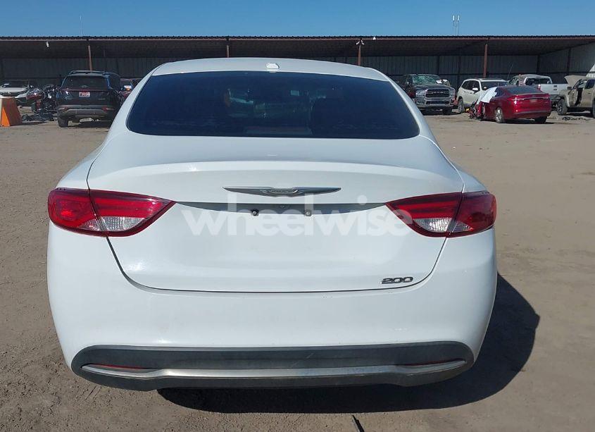 Photo 16 of 2015 Chrysler 200 LIMITED (VIN 1C3CCCAB8FN538189)