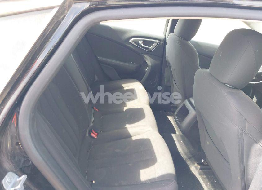 Photo 8 of 2015 Chrysler 200 LIMITED (VIN 1C3CCCAB8FN547054)