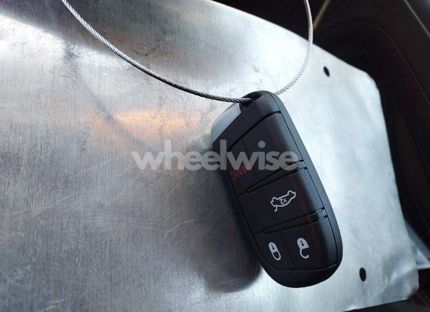 Photo 11 of 2015 Chrysler 200 LIMITED (VIN 1C3CCCAB8FN574366)