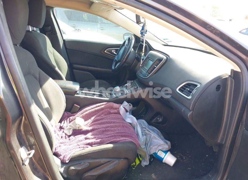 Photo 5 of 2015 Chrysler 200 LIMITED (VIN 1C3CCCAB8FN591880)