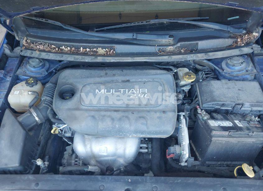 Photo 10 of 2015 Chrysler 200 LIMITED (VIN 1C3CCCAB8FN598361)