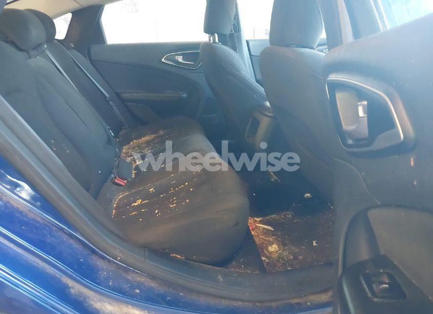 Photo 8 of 2015 Chrysler 200 LIMITED (VIN 1C3CCCAB8FN598361)