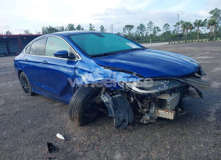 2015 Chrysler 200 LIMITED (VIN 1C3CCCAB8FN624439) main photo