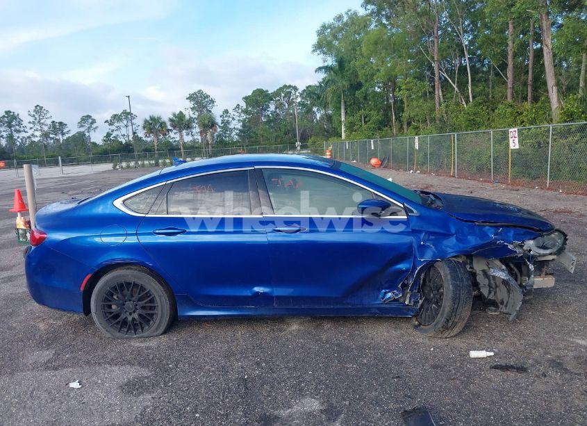 Photo 13 of 2015 Chrysler 200 LIMITED (VIN 1C3CCCAB8FN624439)