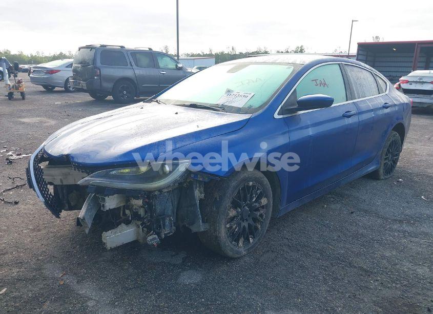 Photo 2 of 2015 Chrysler 200 LIMITED (VIN 1C3CCCAB8FN624439)