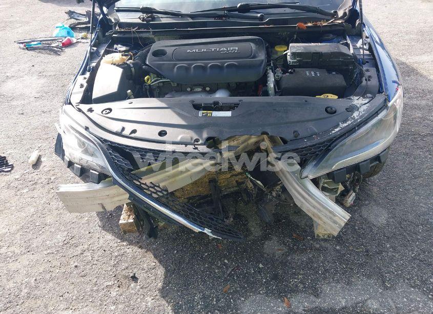 Photo 6 of 2015 Chrysler 200 LIMITED (VIN 1C3CCCAB8FN624439)