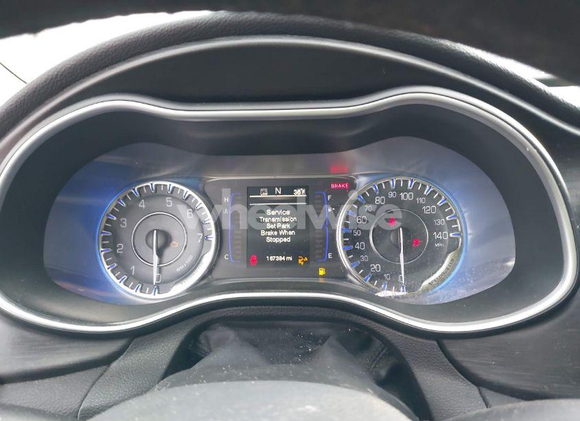 Photo 7 of 2015 Chrysler 200 LIMITED (VIN 1C3CCCAB8FN631553)