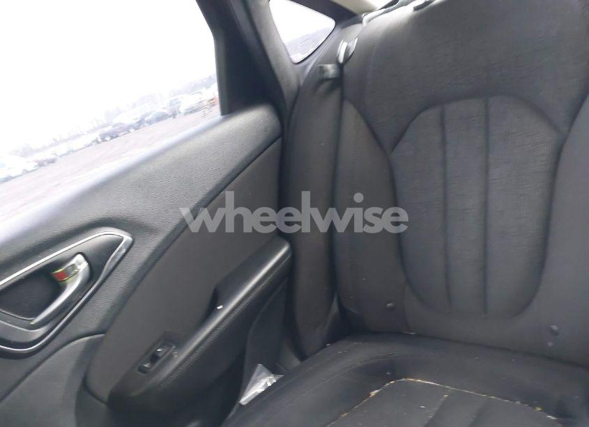 Photo 8 of 2015 Chrysler 200 LIMITED (VIN 1C3CCCAB8FN631553)