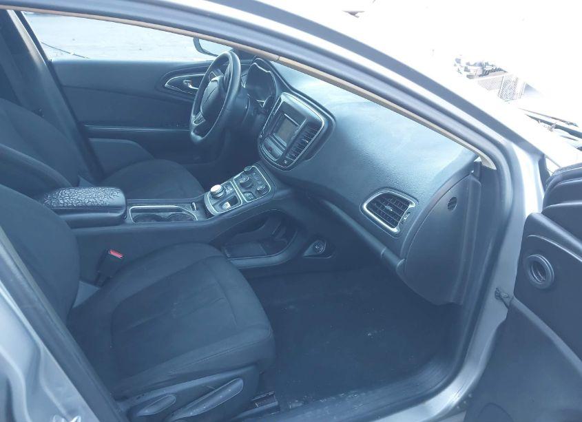 Photo 5 of 2015 Chrysler 200 LIMITED (VIN 1C3CCCAB8FN632945)