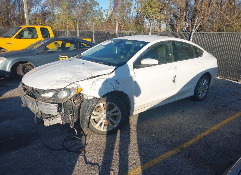 Photo 2 of 2015 Chrysler 200 LIMITED (VIN 1C3CCCAB8FN650264)