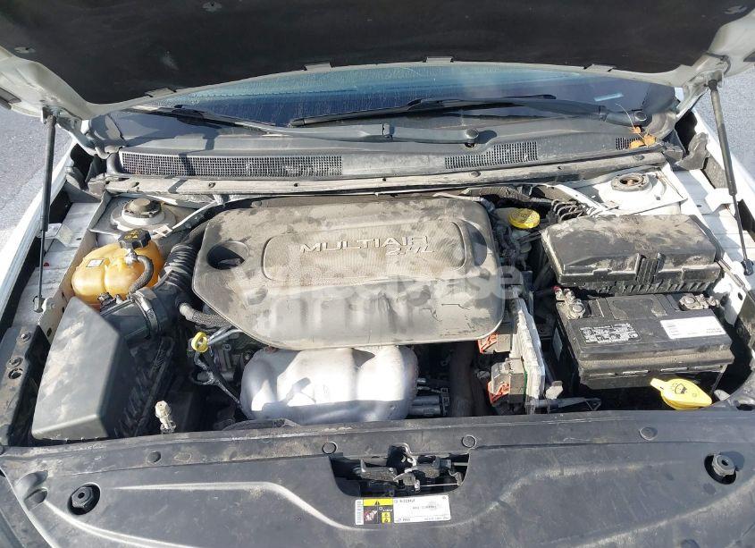 Photo 10 of 2015 Chrysler 200 LIMITED (VIN 1C3CCCAB8FN659613)