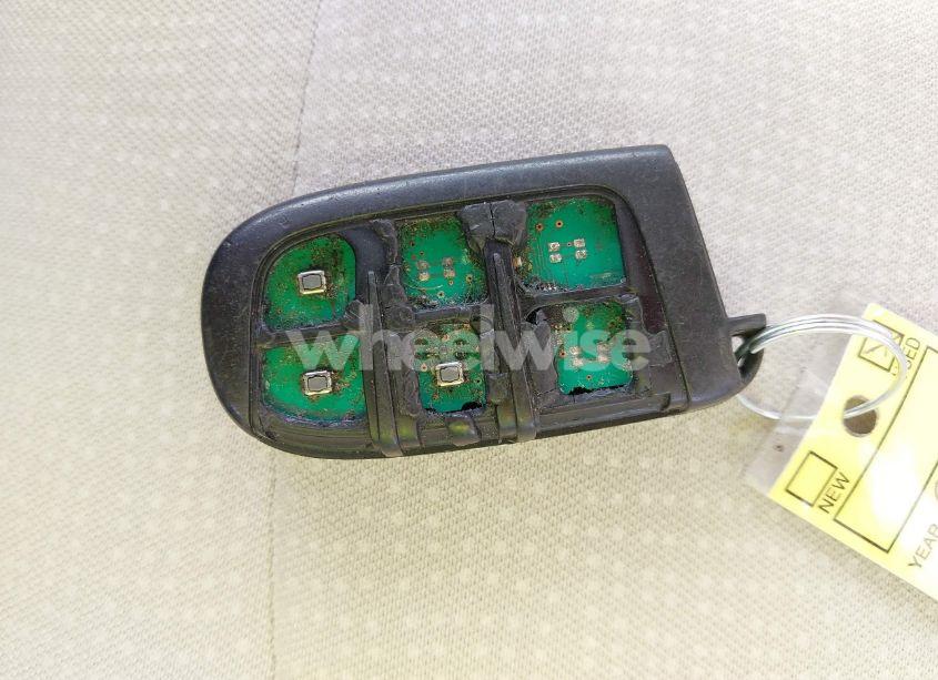 Photo 11 of 2015 Chrysler 200 LIMITED (VIN 1C3CCCAB8FN659613)