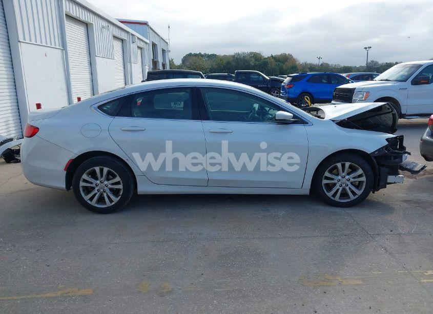 Photo 14 of 2015 Chrysler 200 LIMITED (VIN 1C3CCCAB8FN661717)