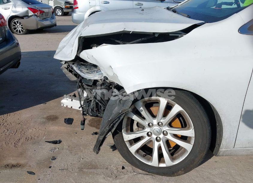 Photo 6 of 2015 Chrysler 200 LIMITED (VIN 1C3CCCAB8FN661717)