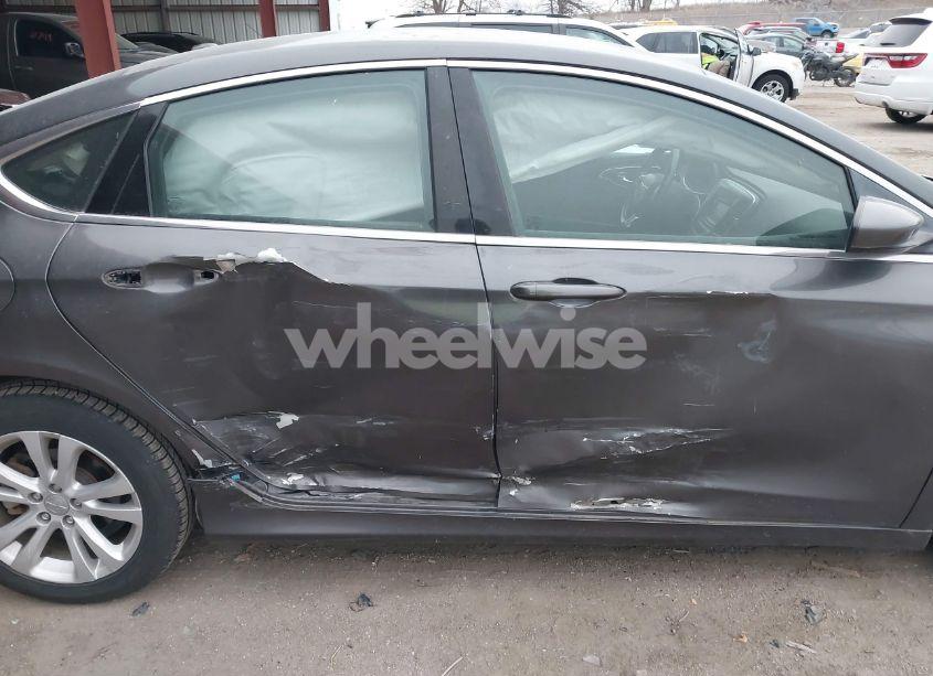 Photo 6 of 2015 Chrysler 200 LIMITED (VIN 1C3CCCAB8FN671325)