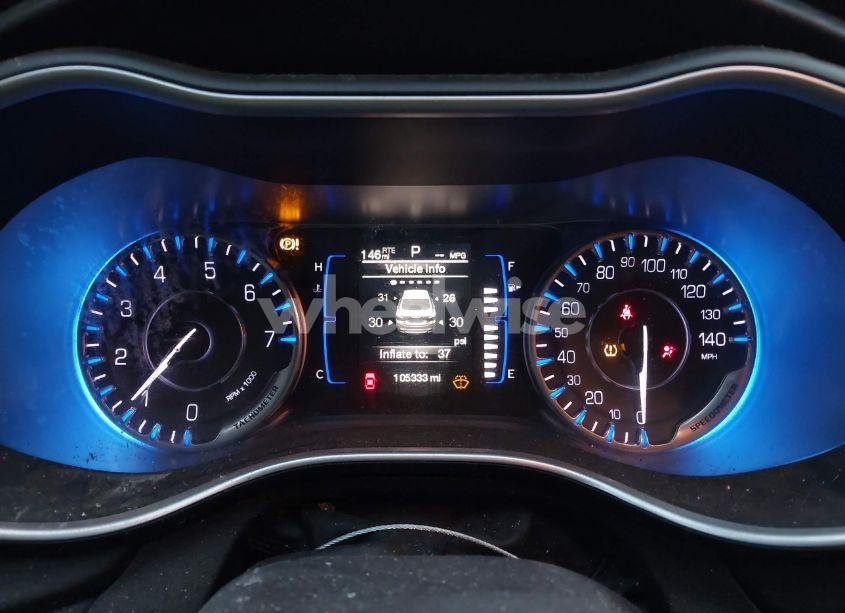 Photo 7 of 2015 Chrysler 200 LIMITED (VIN 1C3CCCAB8FN671325)