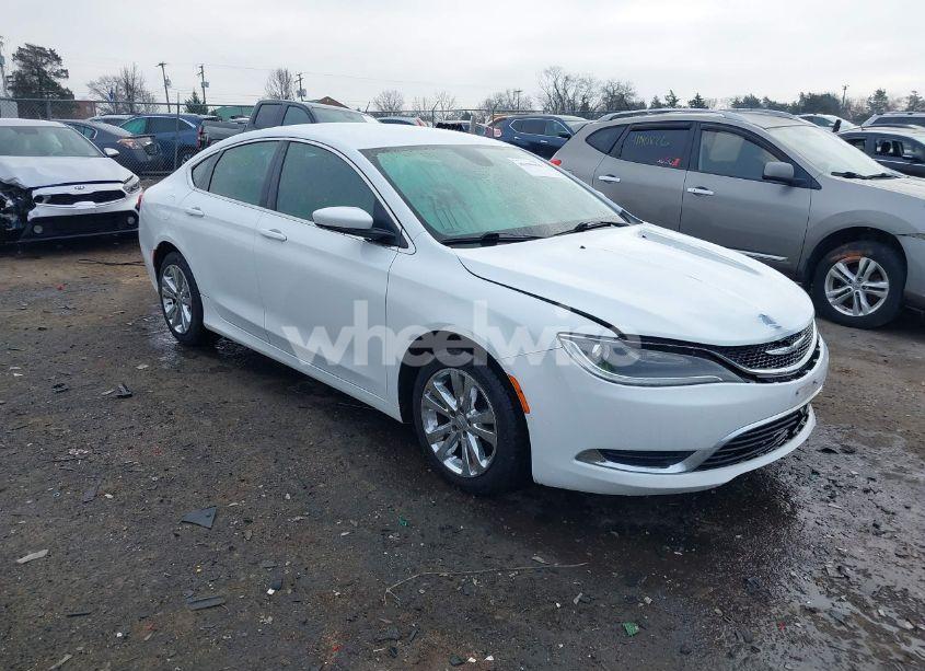2015 Chrysler 200 LIMITED (VIN 1C3CCCAB8FN698234) main photo
