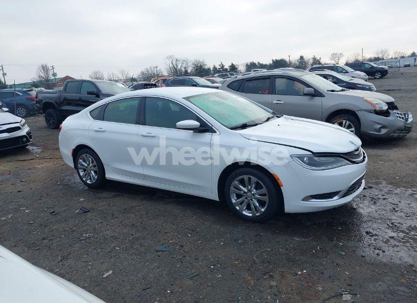 Photo 13 of 2015 Chrysler 200 LIMITED (VIN 1C3CCCAB8FN698234)