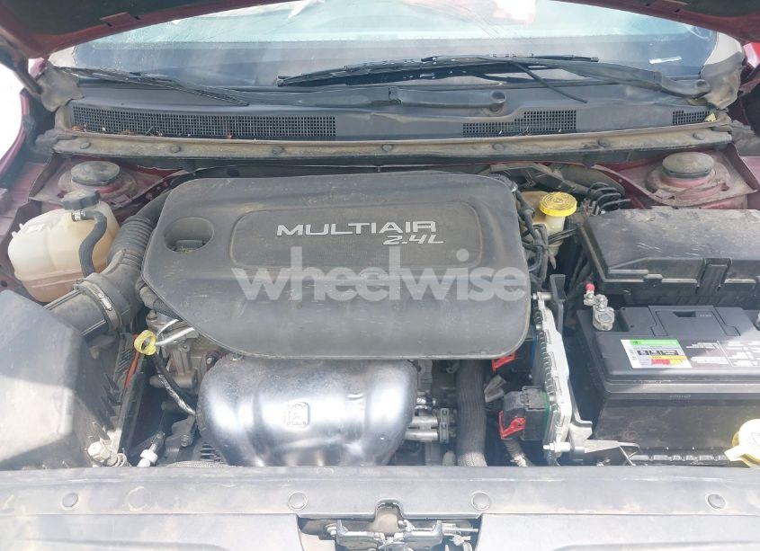 Photo 10 of 2015 Chrysler 200 LIMITED (VIN 1C3CCCAB8FN705635)