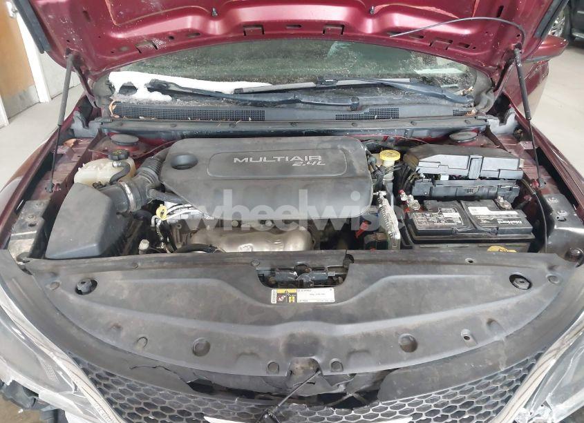 Photo 10 of 2015 Chrysler 200 LIMITED (VIN 1C3CCCAB8FN711953)