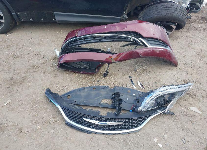 Photo 12 of 2015 Chrysler 200 LIMITED (VIN 1C3CCCAB8FN740305)