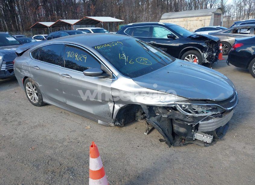 2015 Chrysler 200 LIMITED (VIN 1C3CCCAB8FN751241) main photo