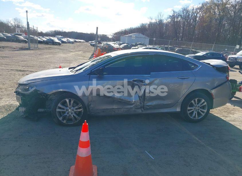 Photo 14 of 2015 Chrysler 200 LIMITED (VIN 1C3CCCAB8FN751241)