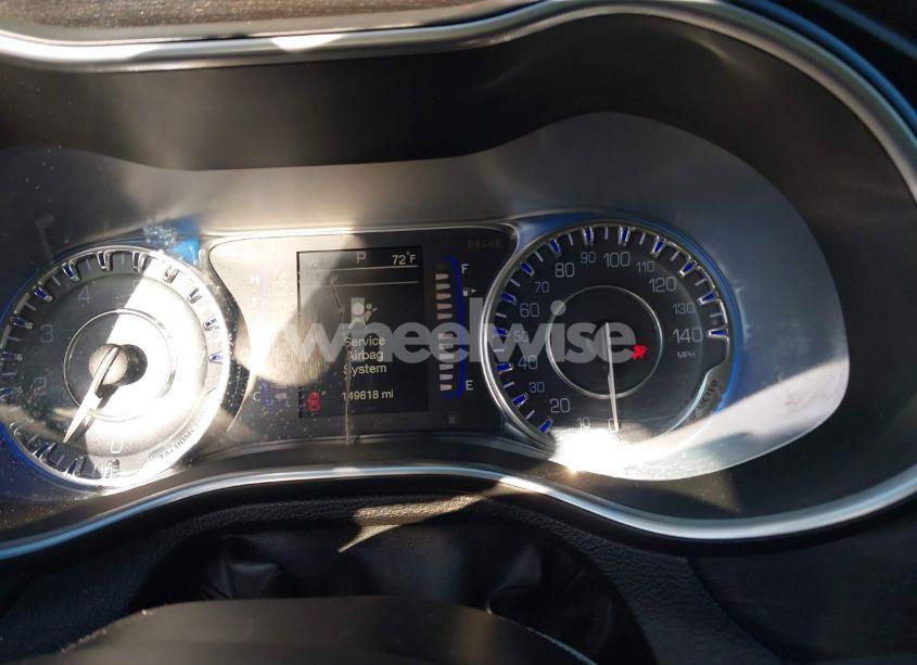 Photo 7 of 2016 Chrysler 200 LIMITED (VIN 1C3CCCAB8GN108289)